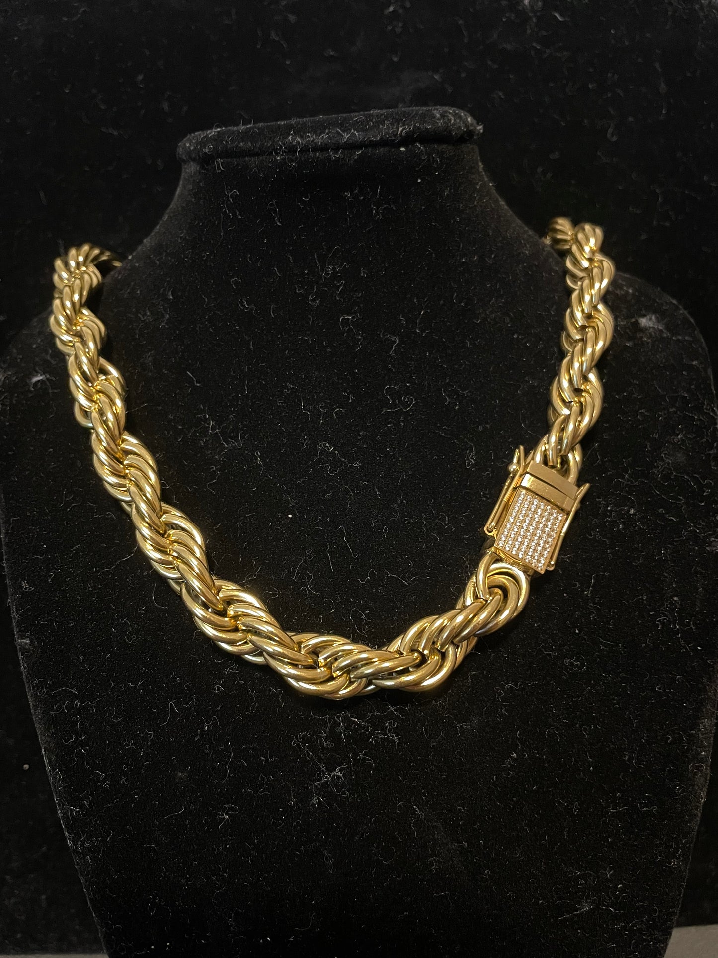 Guld Cordell halsband (diamant lås)
