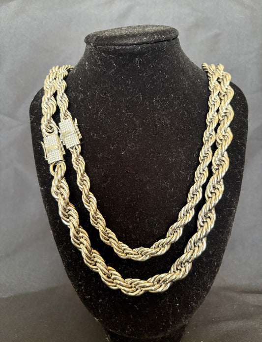 silver Cordell halsband (diamant lås)