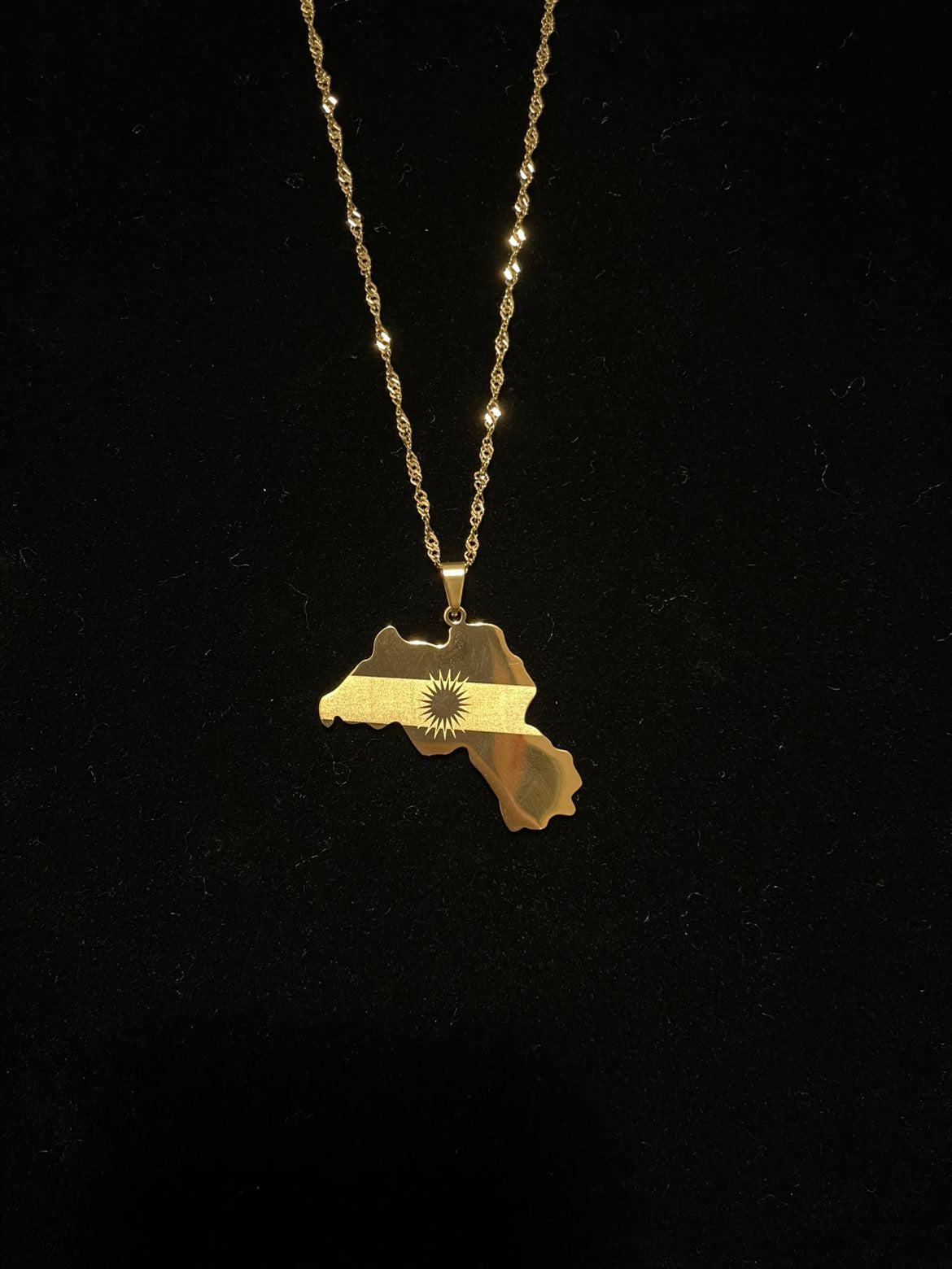 Halsband med länder(guld och silver)